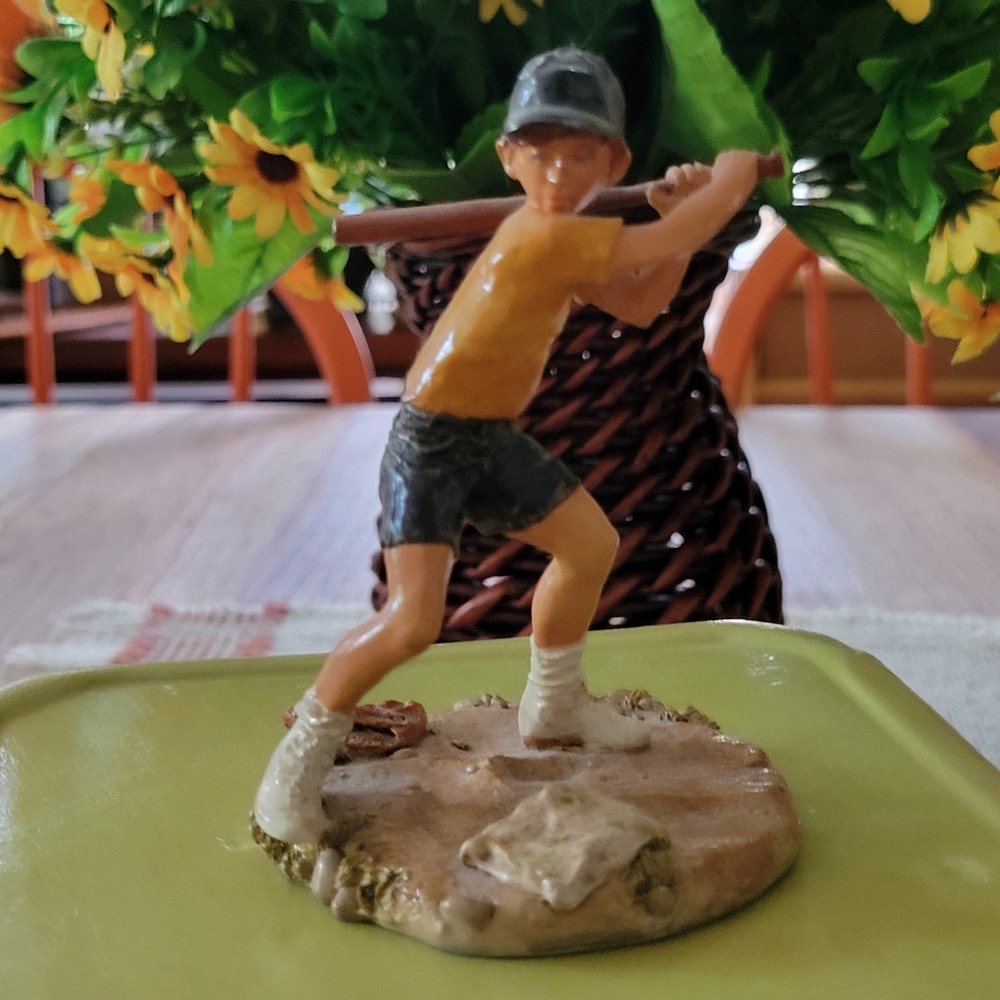 Franklin Mint Children of the World Figurines - Picture 7 of 12